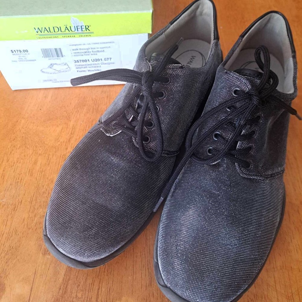 Waldlaufer Merrit walking shoes women's size 10